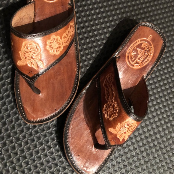 Leather sandals